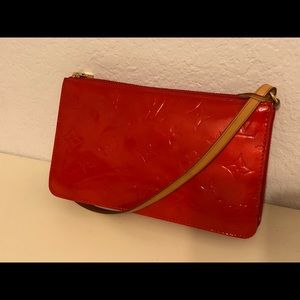 Auth Louis Vuitton Pochette Accessoires Vernis